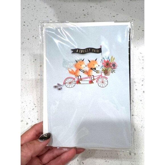 NWT set of 4Wedding & Love-Themed Greeting Cards By Papyrus & Hallmark - Picture 5 of 10